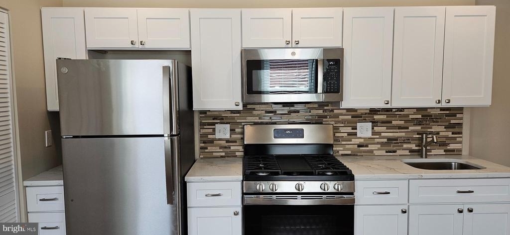 2016 1st Street Nw - Photo 2