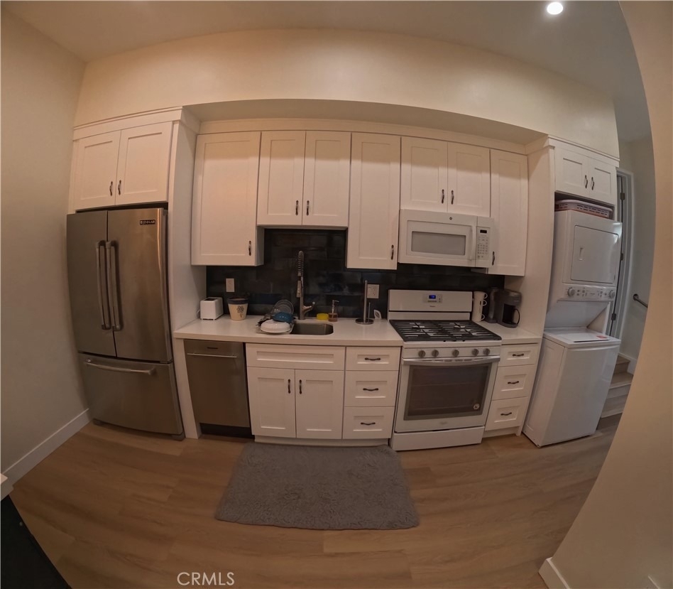 12329 Oxford Avenue - Photo 0