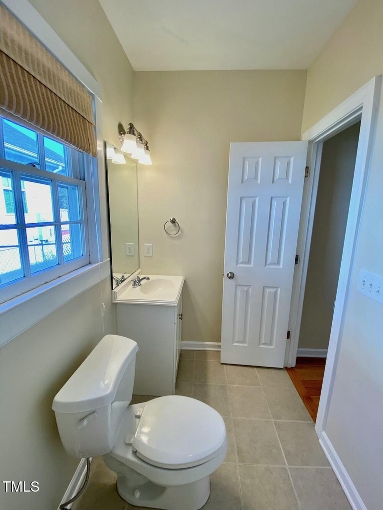 1201 Berkeley Street - Photo 29