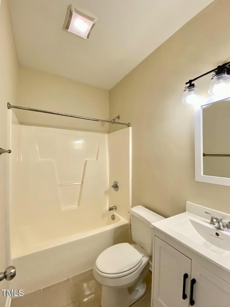 1201 Berkeley Street - Photo 26