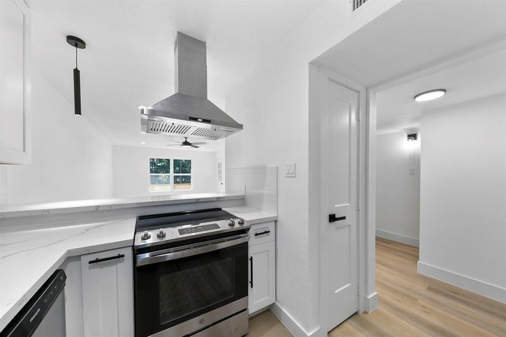 1514 Wirt Road - Photo 6