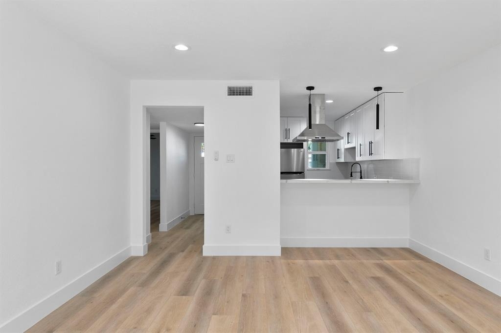 1514 Wirt Road - Photo 11