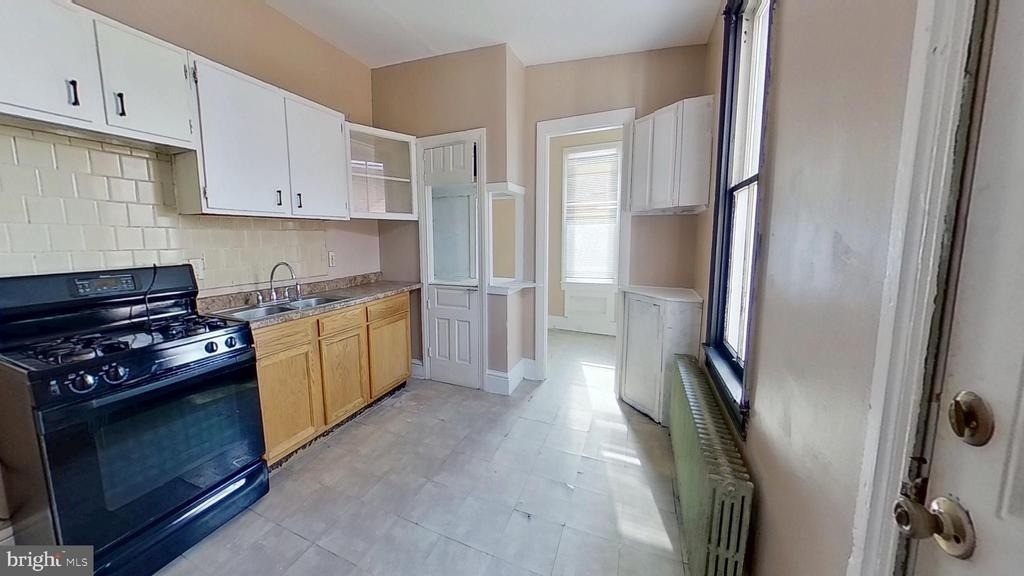 702 W Philadelphia Street - Photo 9