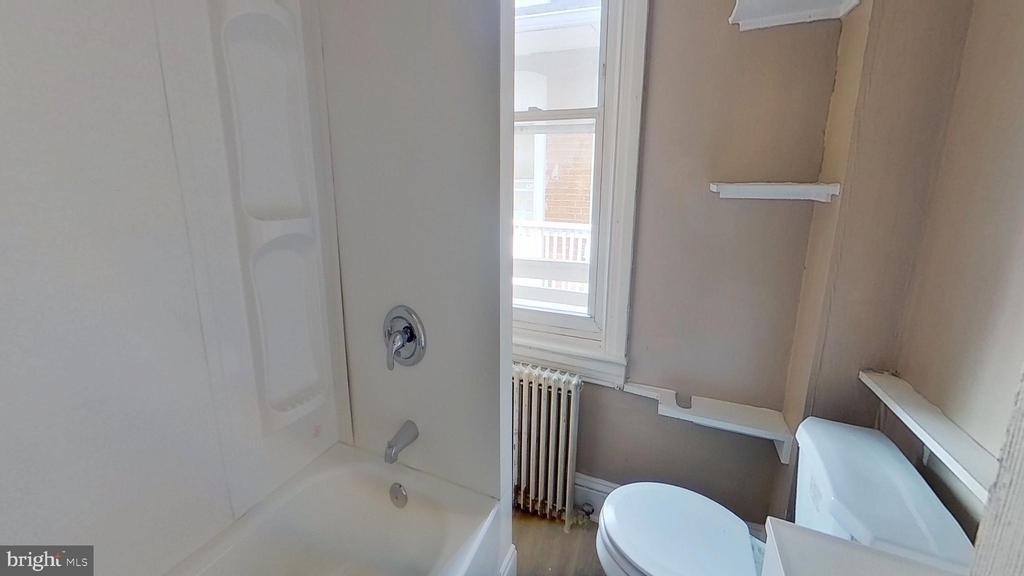 702 W Philadelphia Street - Photo 6