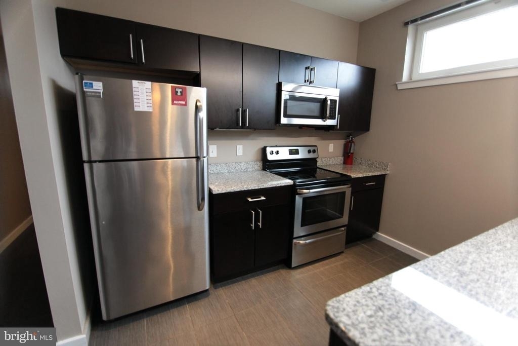 1856 N Willington Street - Photo 2