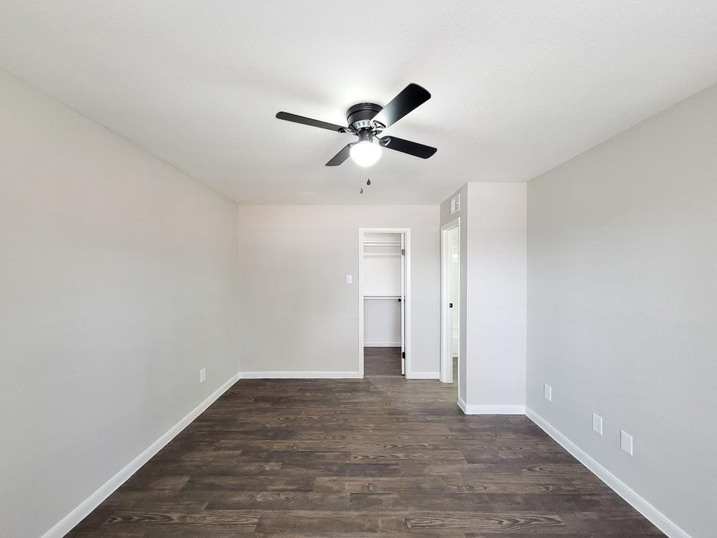 12335 Antoine Dr - Photo 35
