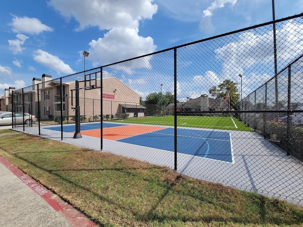 12335 Antoine Dr - Photo 46