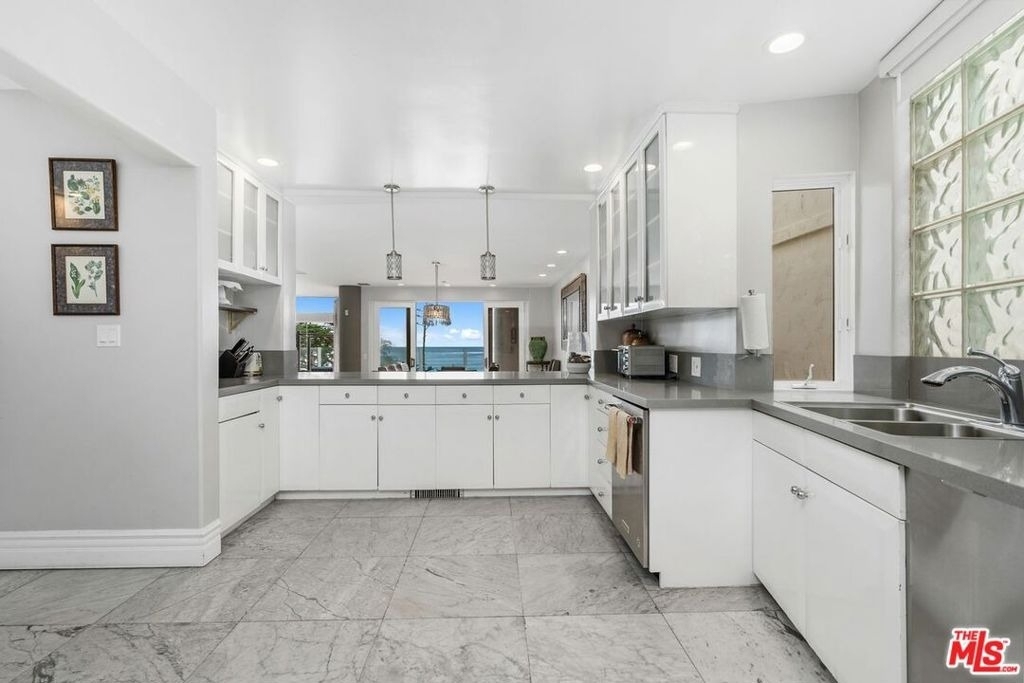 11834 Pacific Coast Highway - Photo 7