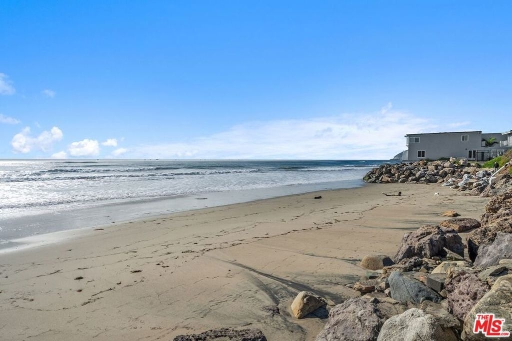 11834 Pacific Coast Highway - Photo 1