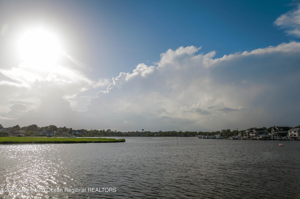239 Beach Front - Photo 26