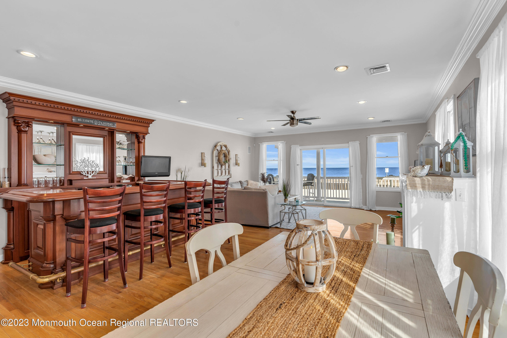 239 Beach Front - Photo 10