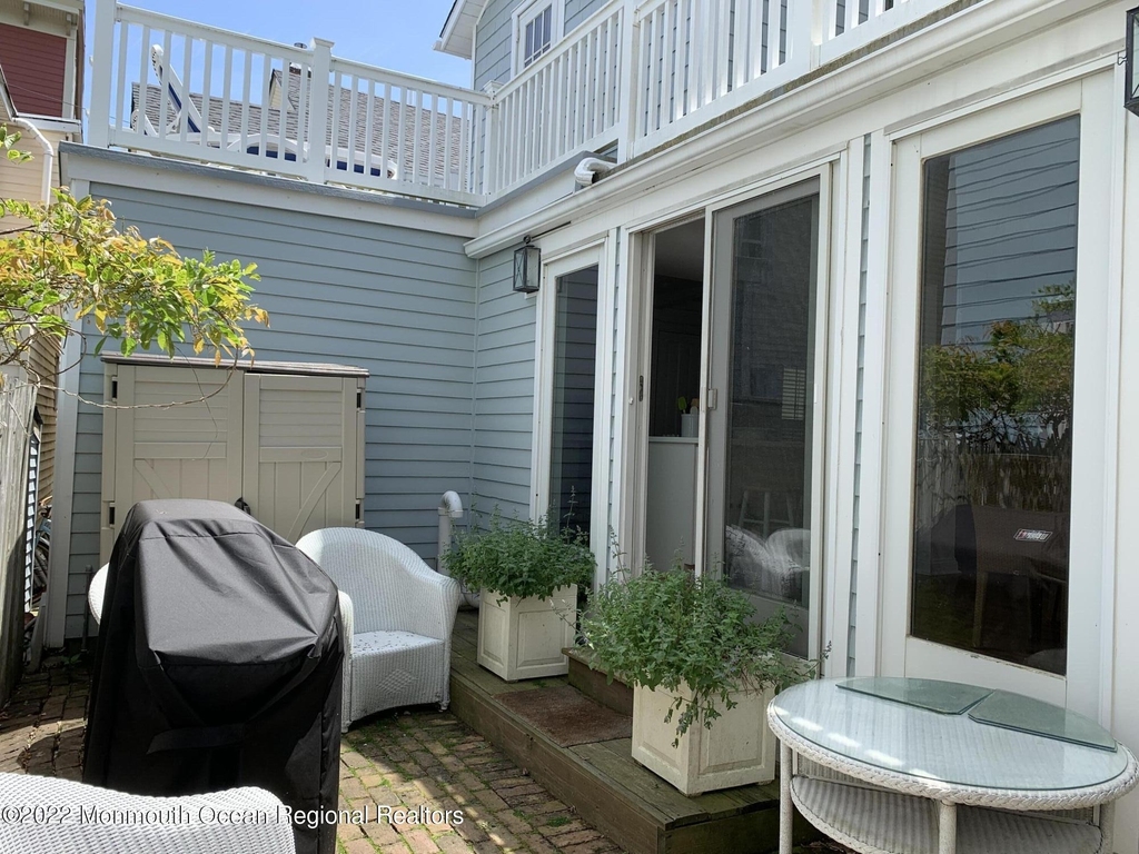 13 Heck Avenue - Photo 21