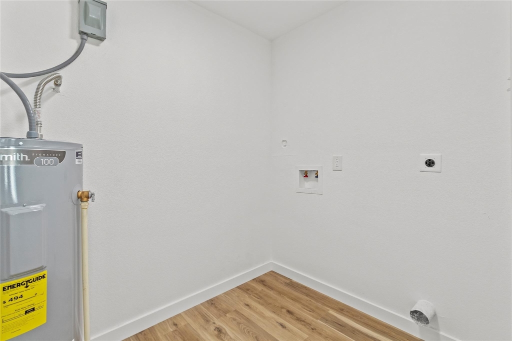 1717 W 4th Street - Photo 3