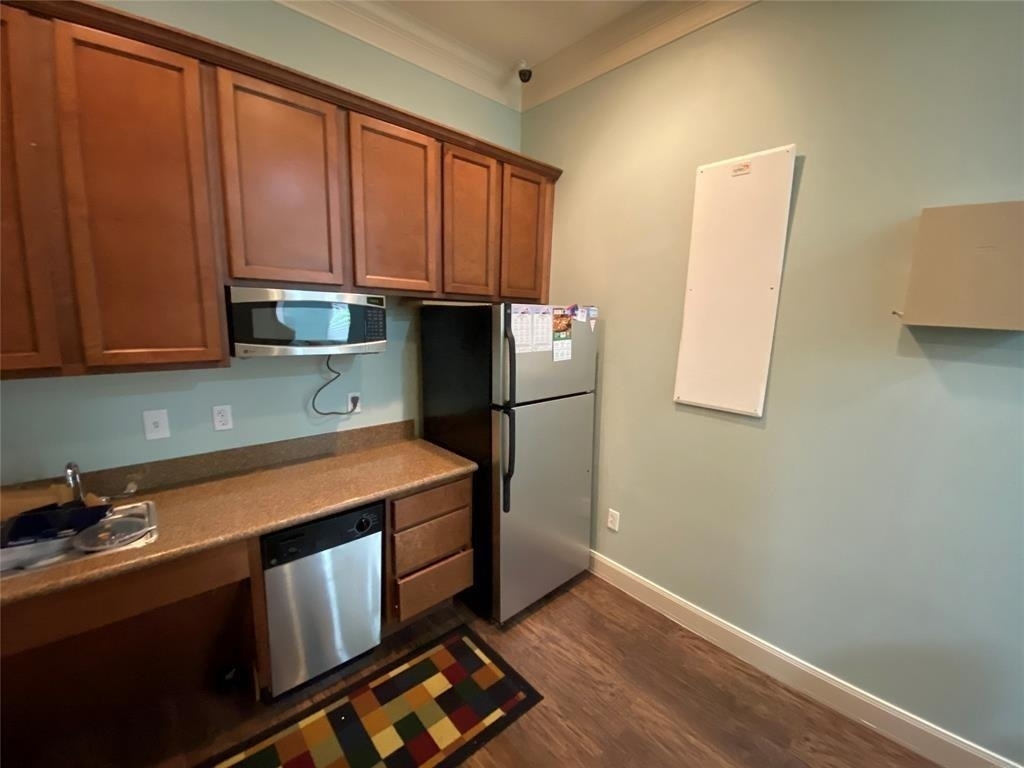 4501 Cartwright Road - Photo 6