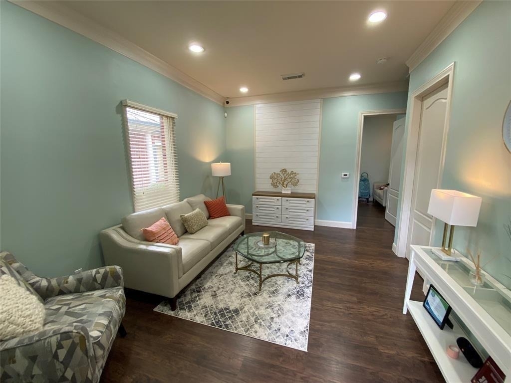 4501 Cartwright Road - Photo 9