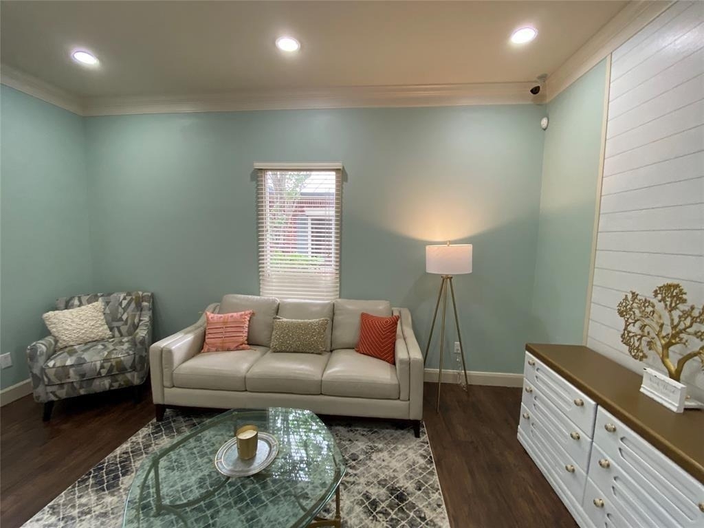 4501 Cartwright Road - Photo 8