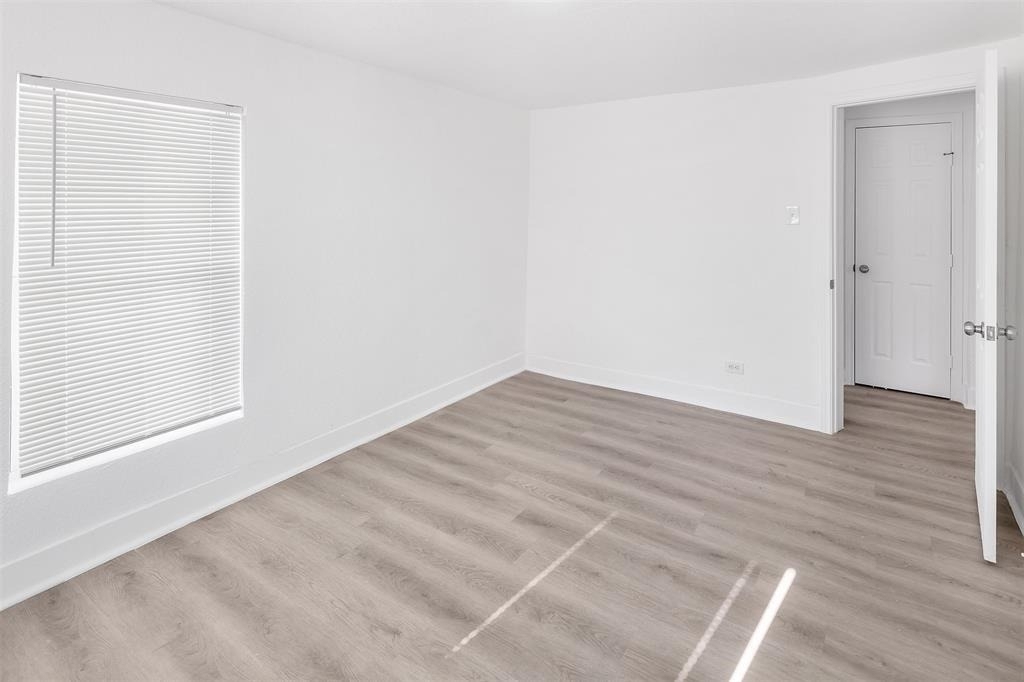 1911 Benson Street - Photo 10