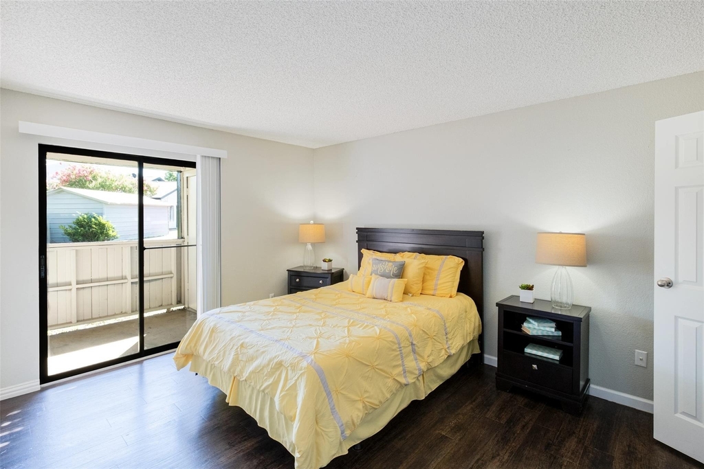 4600 West Pioneer Drive - Photo 18