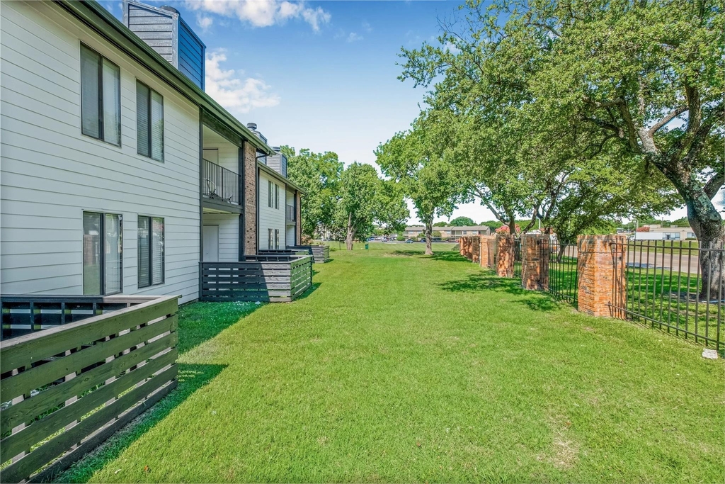4600 West Pioneer Drive - Photo 24