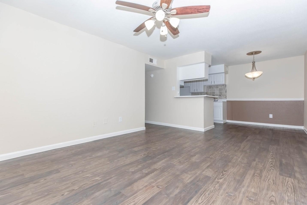 12335 Antoine Drive - Photo 31