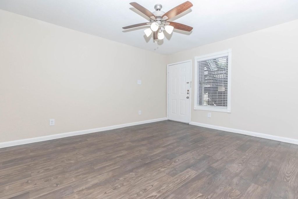 12335 Antoine Drive - Photo 29