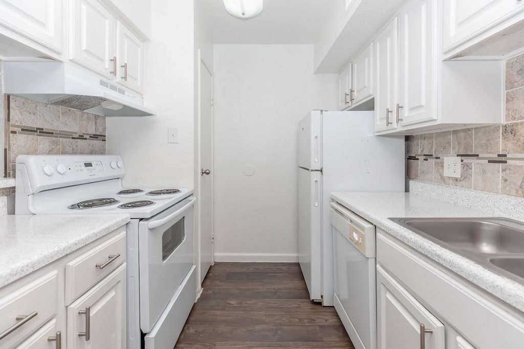 12335 Antoine Drive - Photo 0