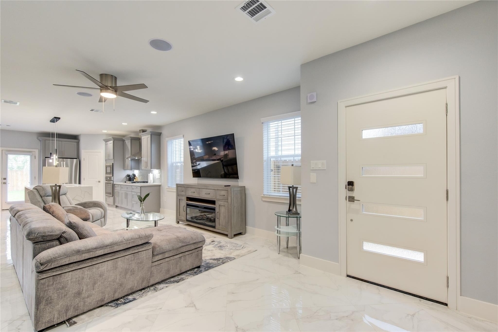 10021 Alfred Lane - Photo 3