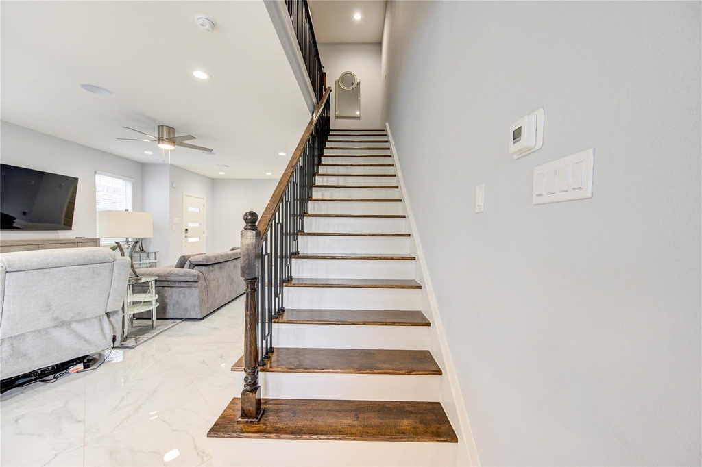 10021 Alfred Lane - Photo 18