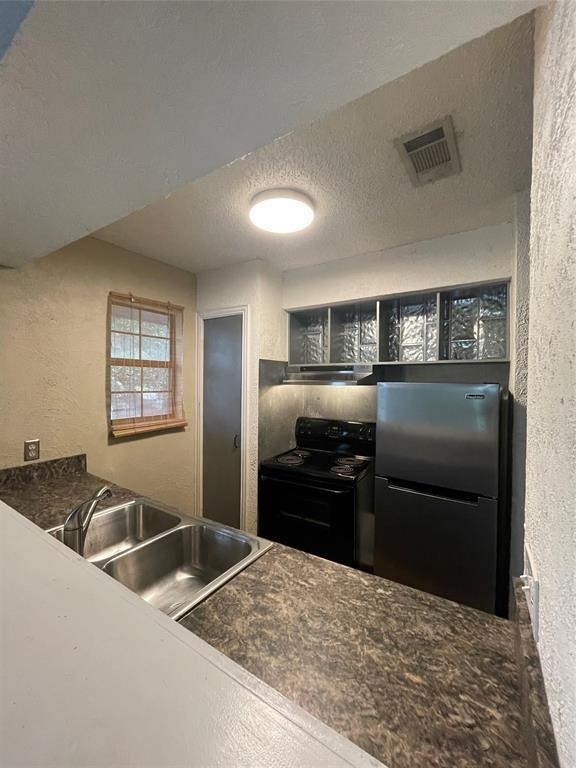 516 South Park Dr - Photo 1