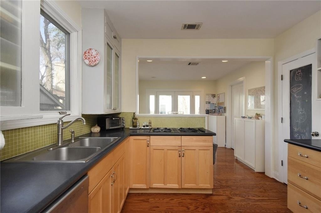 4412 Barrow Ave - Photo 9