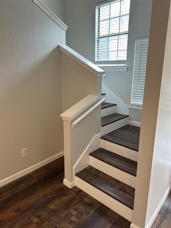 4520 Speedway - Photo 6
