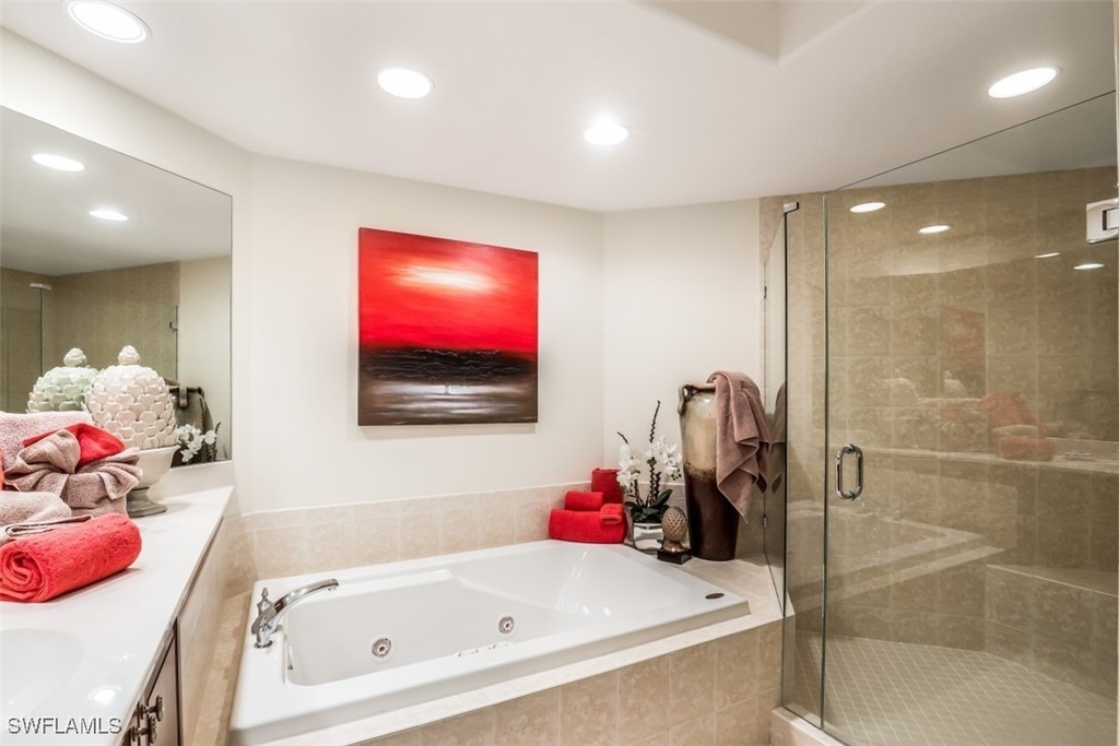2728 Tiburon Boulevard E - Photo 20