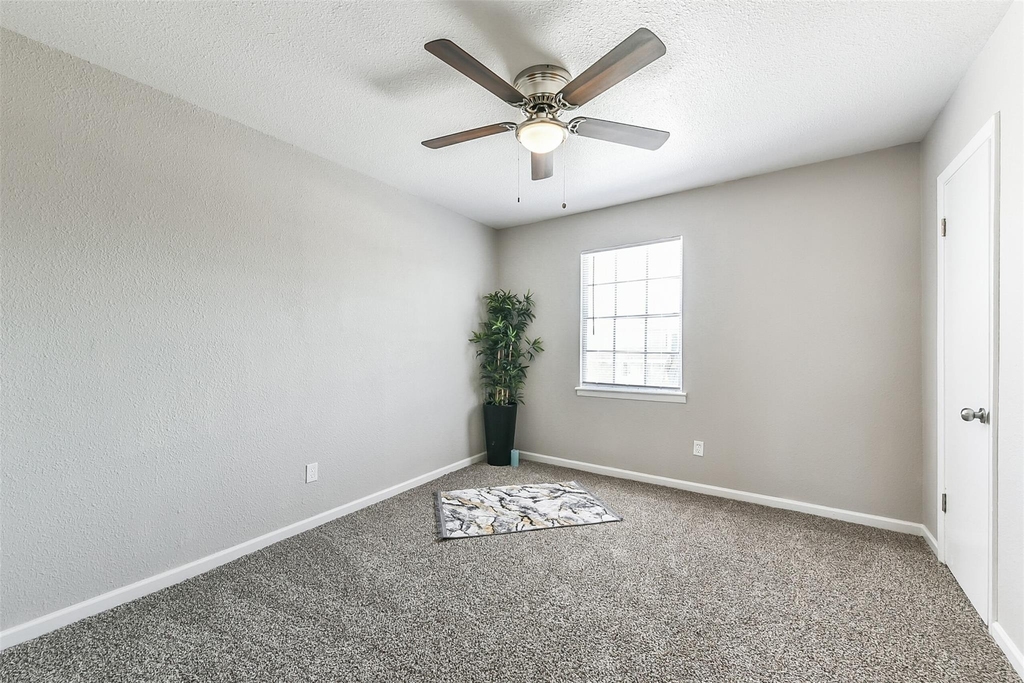 8271 Stone Street - Photo 6