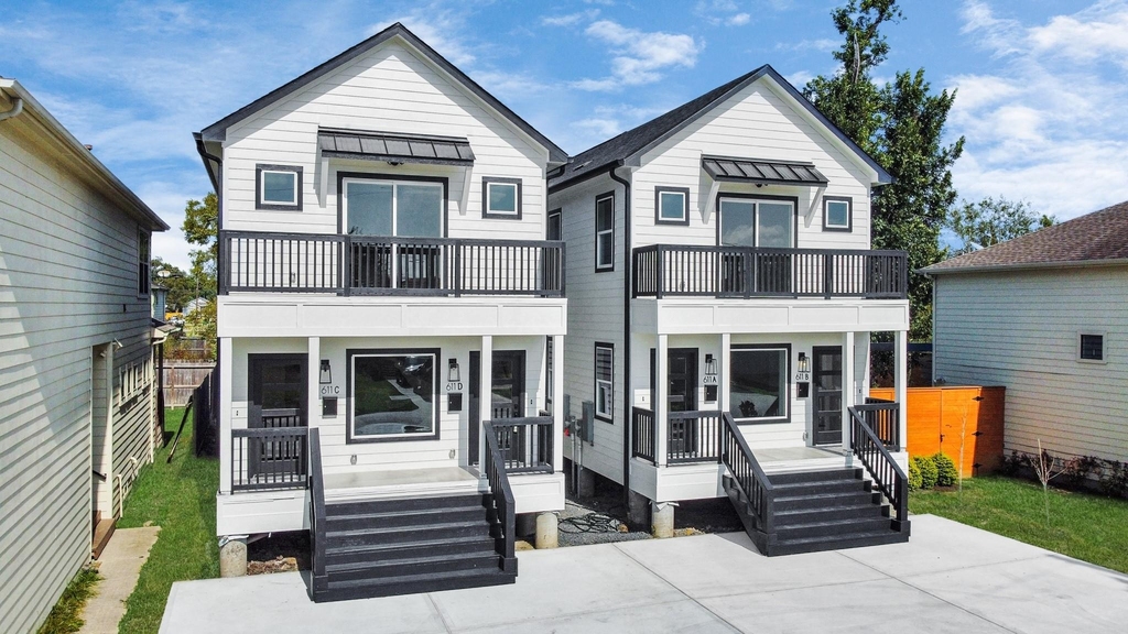 611 E 39th Street - Photo 1