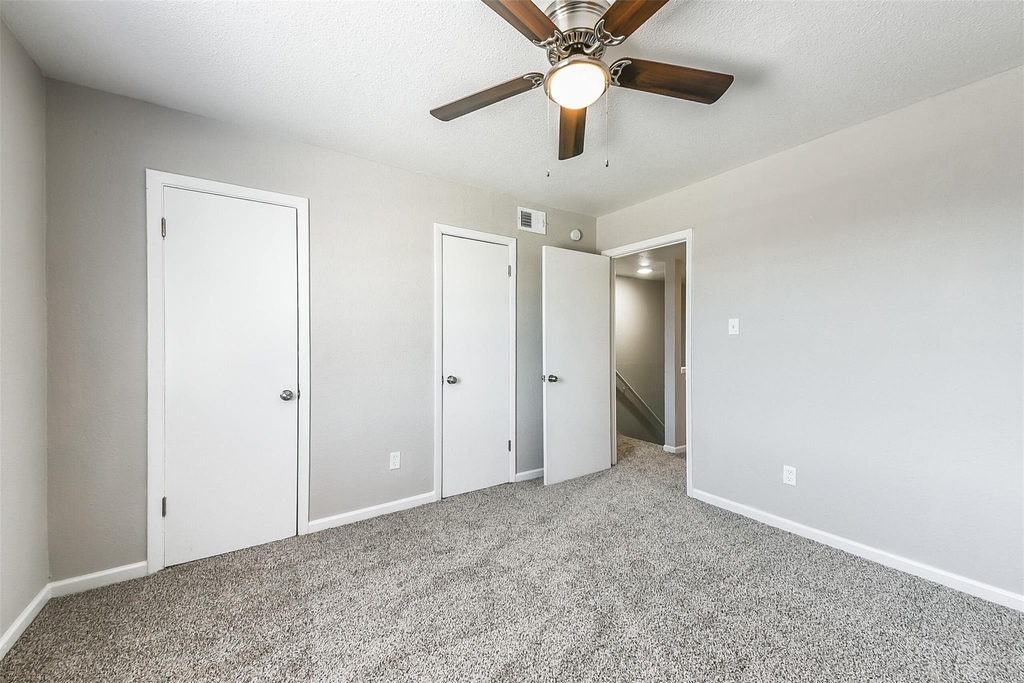 8271 Stone Street - Photo 15