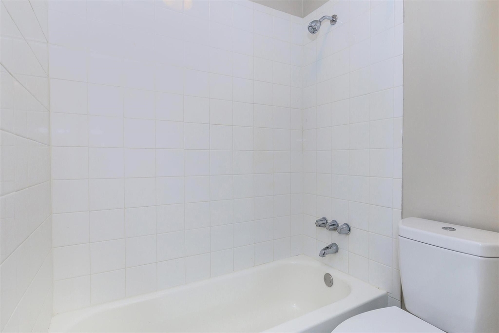 8271 Stone Street - Photo 8