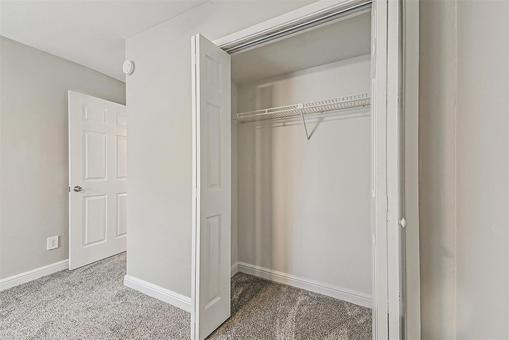1111 W Main Street - Photo 11