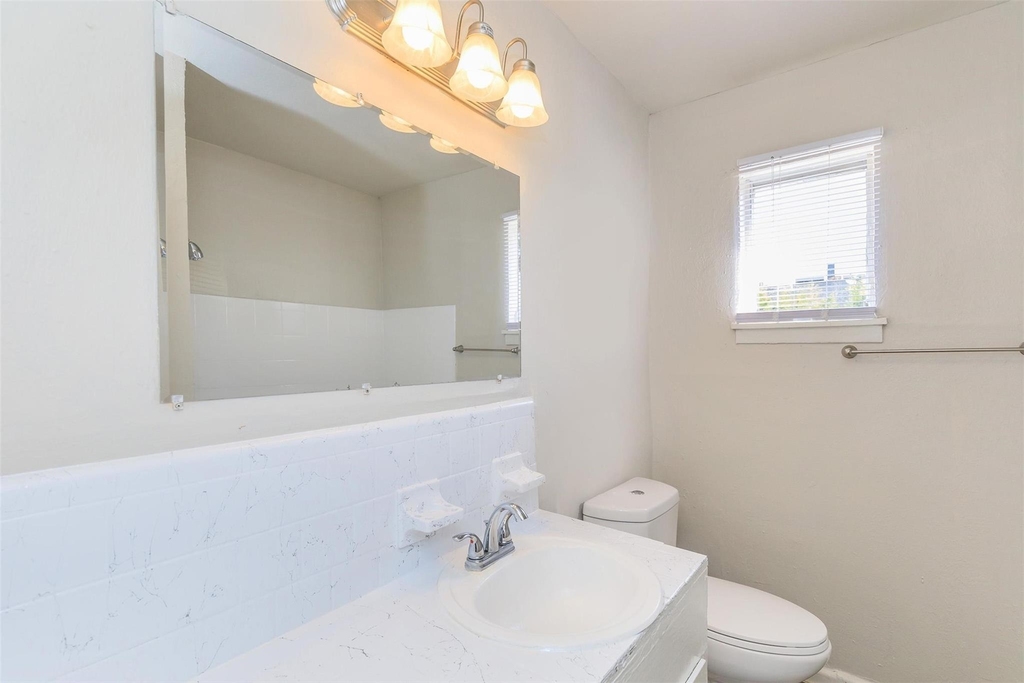 8271 Stone Street - Photo 5