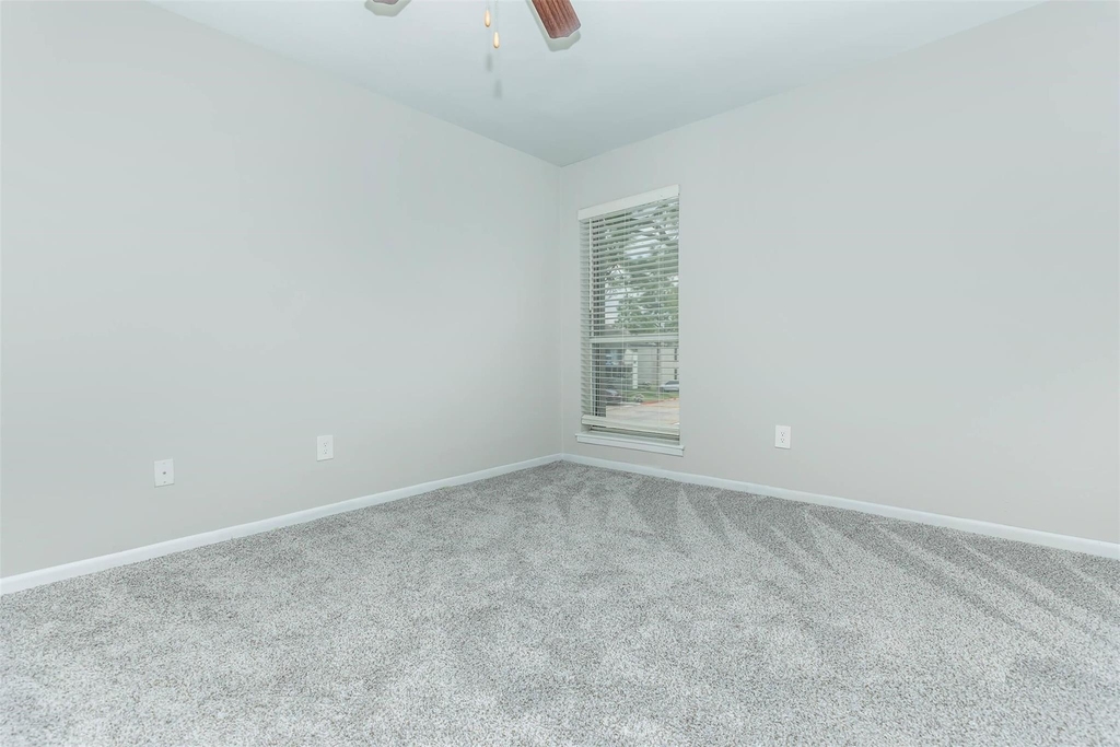 1111 W Main Street - Photo 33