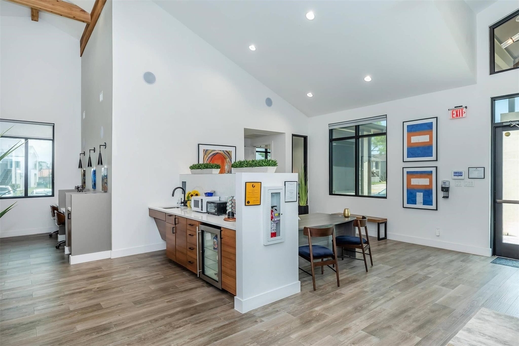 1111 W Main Street - Photo 45