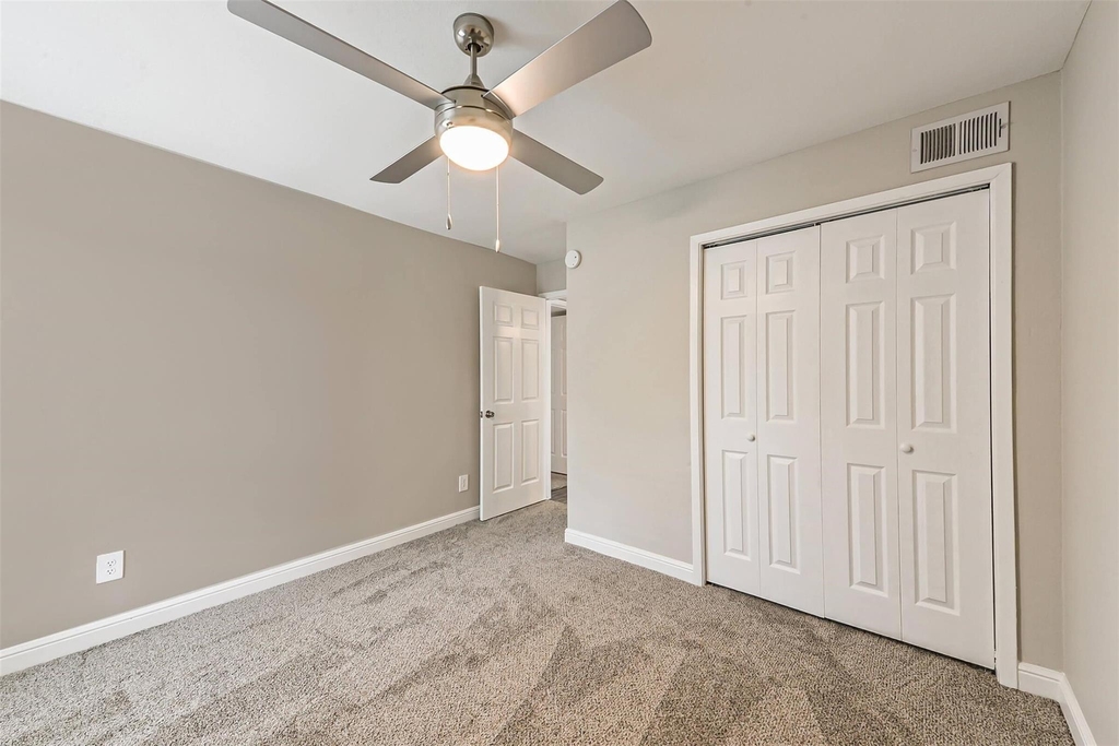 1111 W Main Street - Photo 21