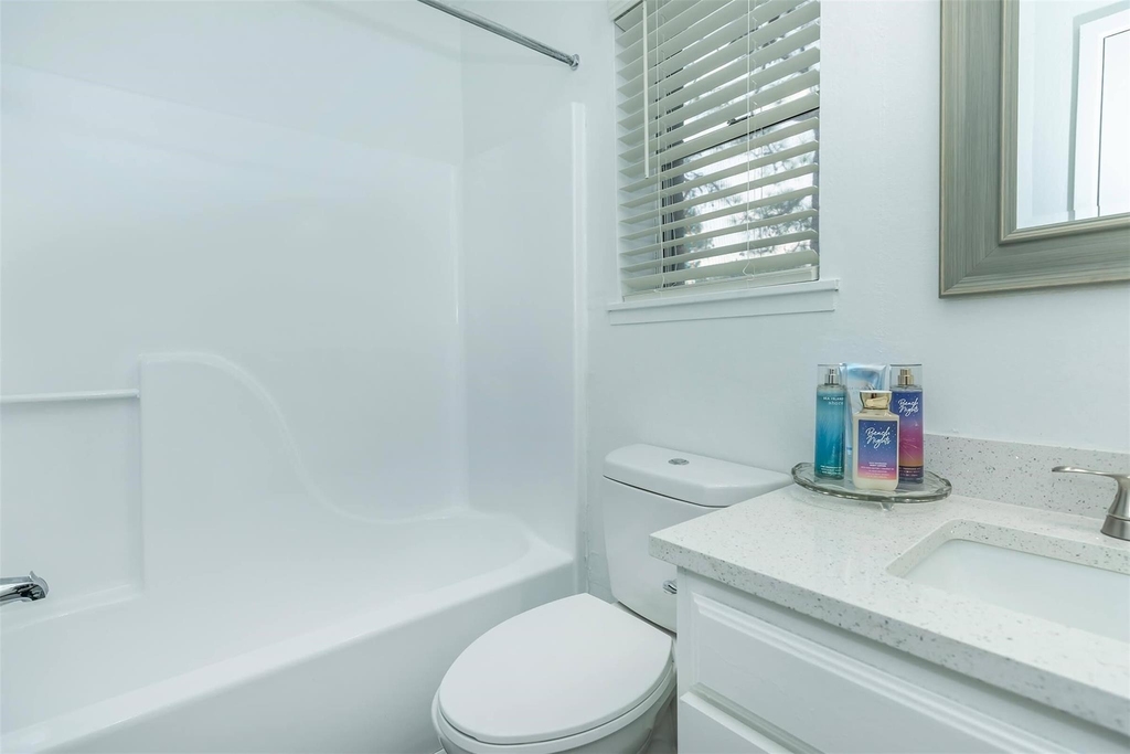 1111 W Main Street - Photo 36