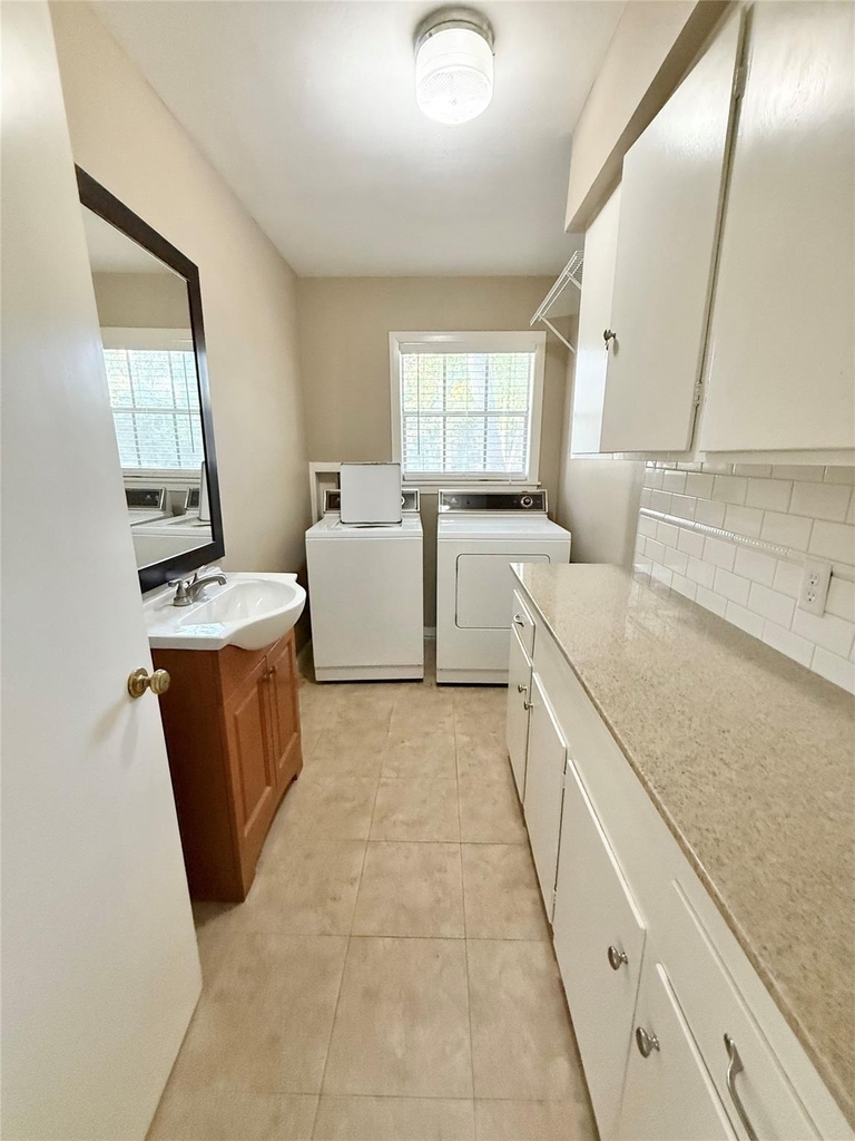 106 Longacre Drive - Photo 11