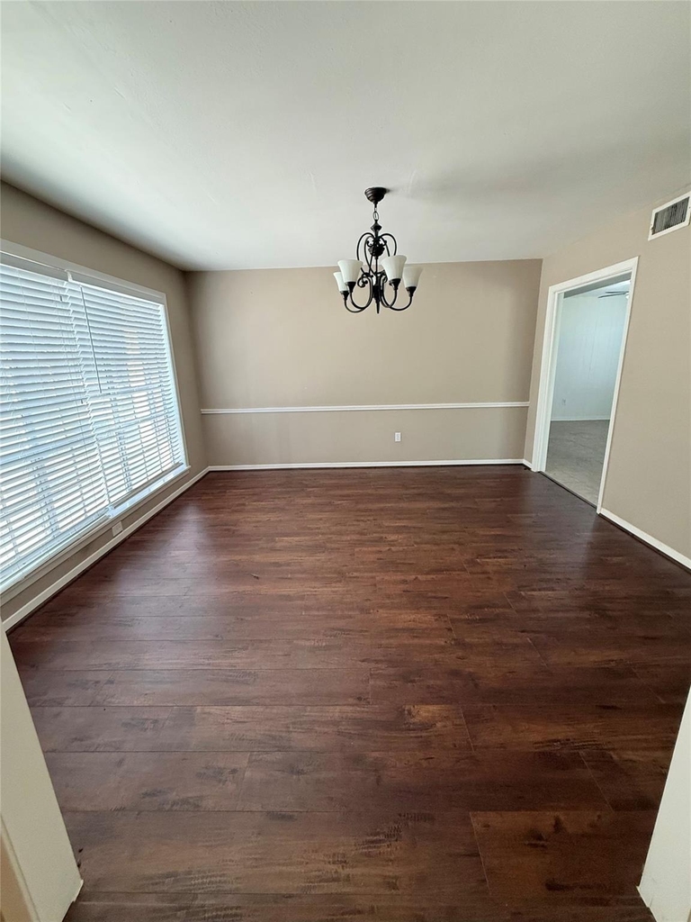 106 Longacre Drive - Photo 4