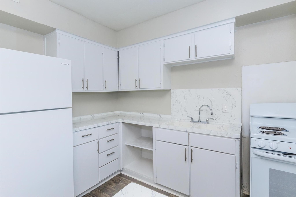 8271 Stone Street - Photo 3