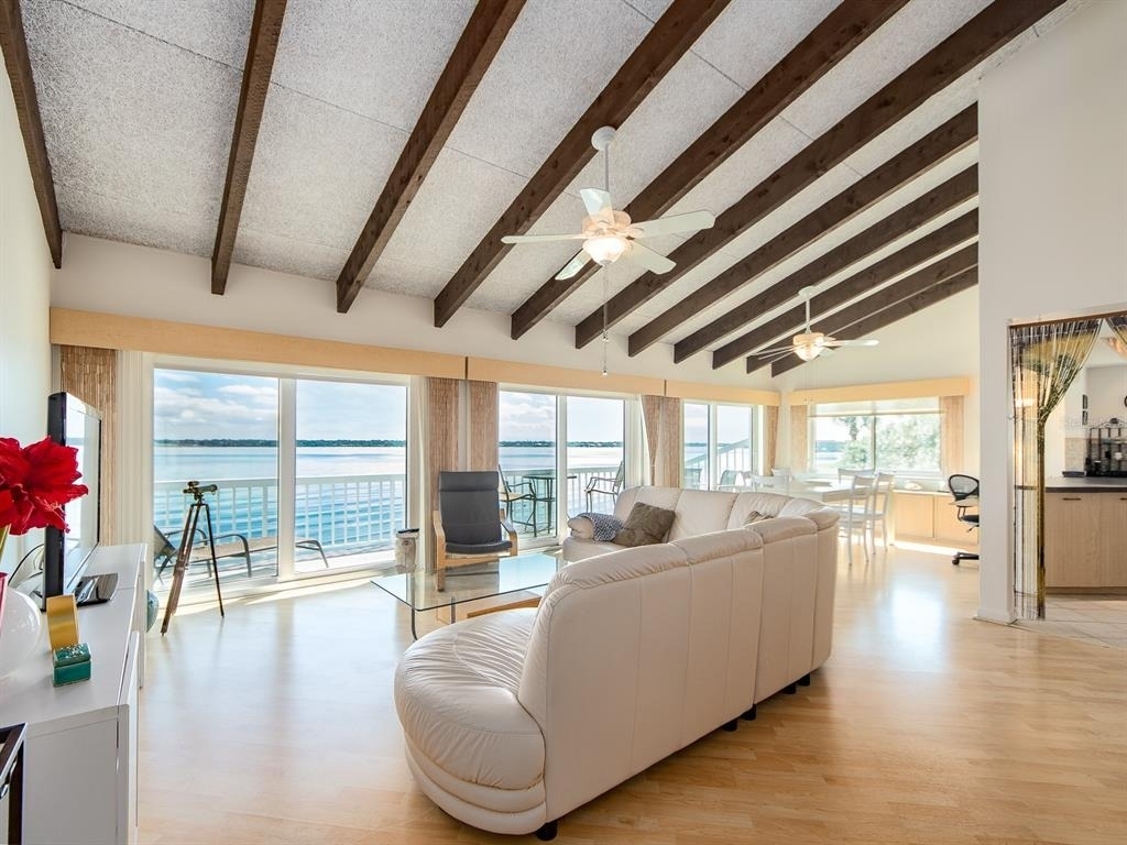 1401 Gulf Boulevard - Photo 2