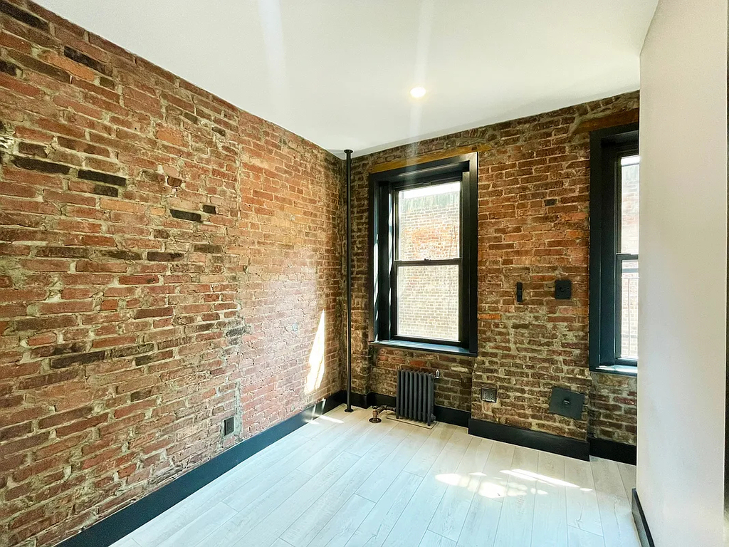 2154 2nd Avenue - Photo 6