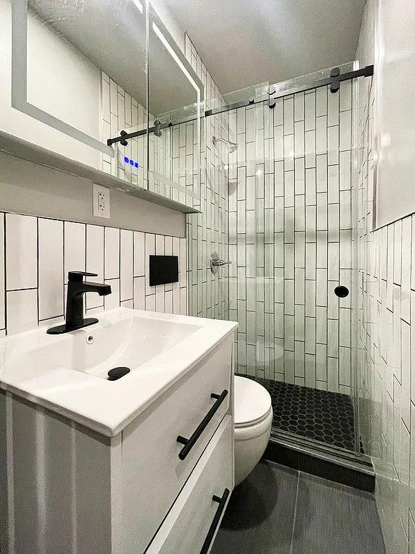 2154 2nd Avenue - Photo 7