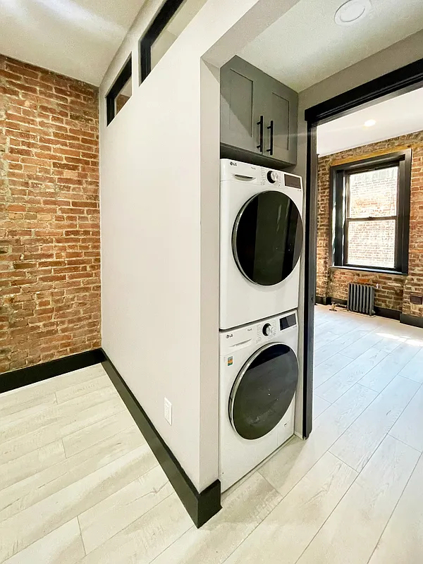 2154 2nd Avenue - Photo 5