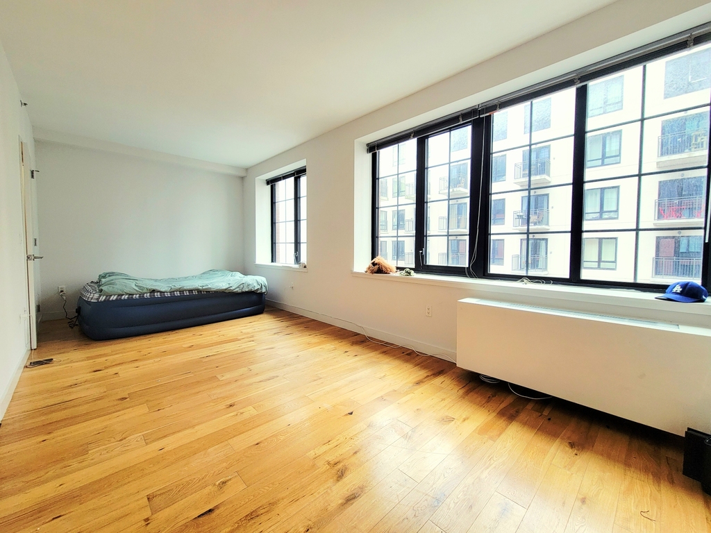 45-50 Pearson Street - Photo 0